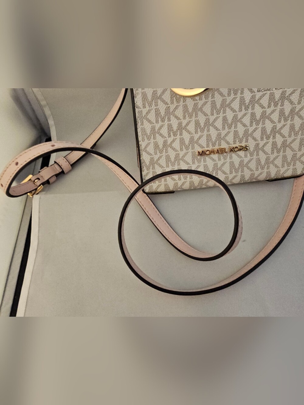 Michael Kors Cream and Pink Signature Mini Crossbody Tote - Picture 4 of 9